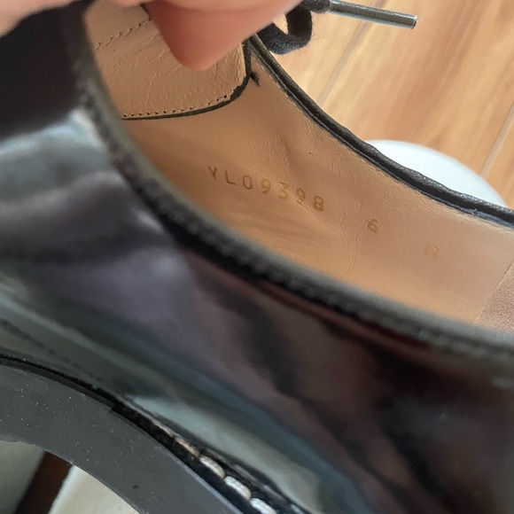 Stuart Weitzman Jesper Oxford Shoes - Picture 9 of 9